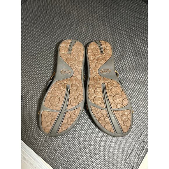 Chaco Cordova Strappy Leather Sandals Womens 8 Flip Flop Slides Outdoor Hiking - Picture 5 of 6